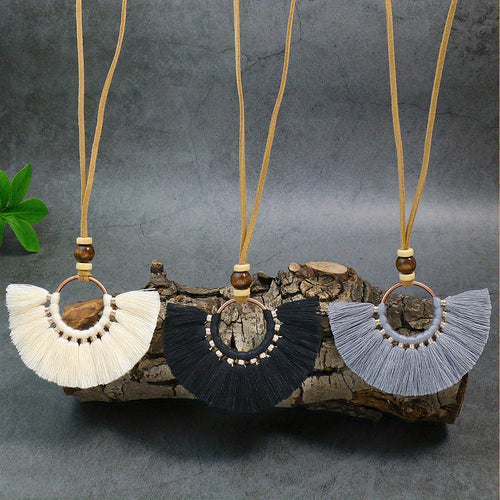 Ensemble de 3 colliers pendentifs de mode féminine de style ethnique avec pendentif à pompon floral, en alliage de zinc émaillé bronze avec incrustation de strass en verre, collier vintage SUN N.