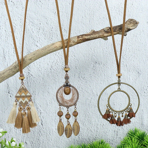 Ensemble de 3 colliers pendentifs de mode féminine de style ethnique avec pendentif à pompon floral, en alliage de zinc émaillé bronze avec incrustation de strass en verre, collier vintage SUN N.
