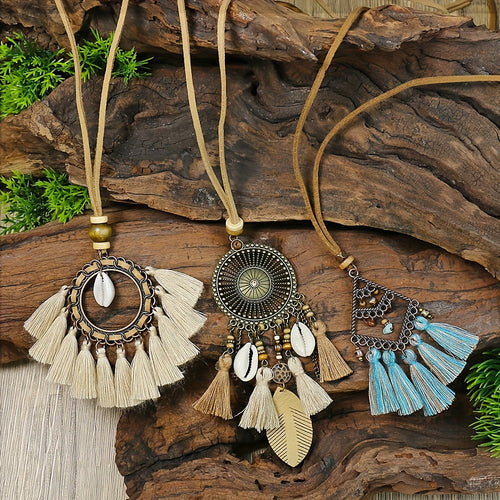 Ensemble de 3 colliers pendentifs de mode féminine de style ethnique avec pendentif à pompon floral, en alliage de zinc émaillé bronze avec incrustation de strass en verre, collier vintage SUN N.