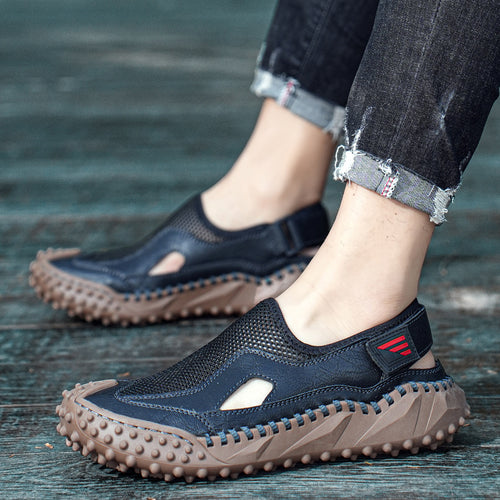 Sandales cuir véritable mesh - Respirantes et bout fermé, design artisanal pour confort estival.