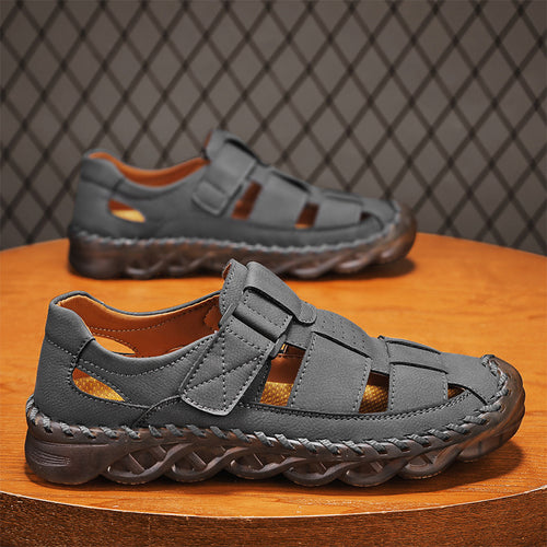 Sandales Homme Cuir Véritable en cuir brun, respirantes, avec mesh et bout fermé, adaptées aux grandes tailles.