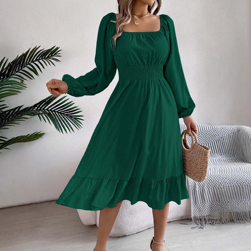 Robe casual col carré à volants en bleu, manches longues, coupe A, idéale pour le printemps-été 2026.