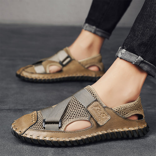 Sandales cuir mesh bout fermé en cuir marron, légères et durables pour hommes.