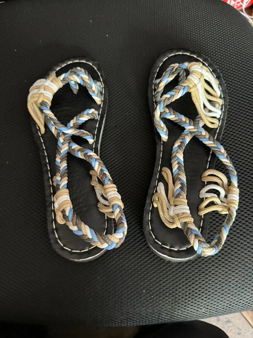Sandales femme grande taille color block avec nœud décoratif, parfaites pour l'été, plage et ville.