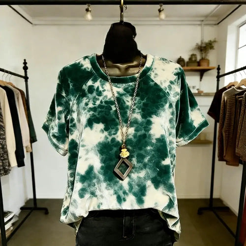 T-shirt femme imprimé animal avec un design de lapin en velours, coupe ample et élégante, parfaite pour un look décontracté.