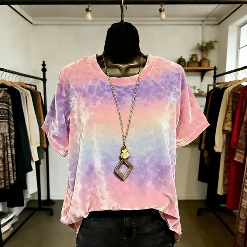 T-shirt femme imprimé animal avec un design de lapin en velours, coupe ample et élégante, parfaite pour un look décontracté.