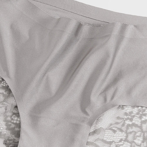 Culottes Dentelle Femme en satin doux avec détails en dentelle, design élégant et confortable