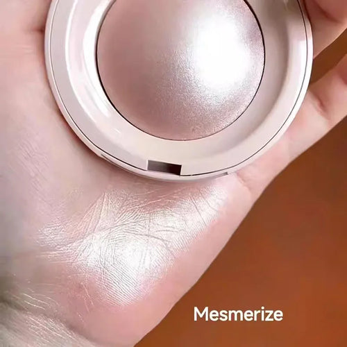 Stick Contouring nacré & Illuminateur – Contrôle Sébum by Rare Beauty in various shades displayed on a vanity.