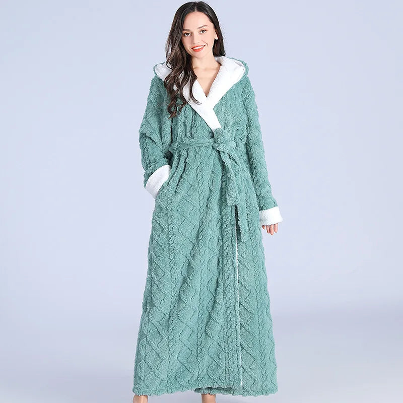 Loose Long Thick Bath Robe Hooded Winter Thick Women Bathrobe Flannel Terry Warm Comfortable Sleepwear for Female Dressing Gown SUN N.