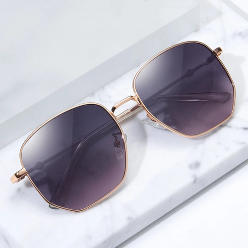 Monture optique femme dégradé – Tendance & Haut de Gamme, lunettes de soleil avec verres dégradés.
