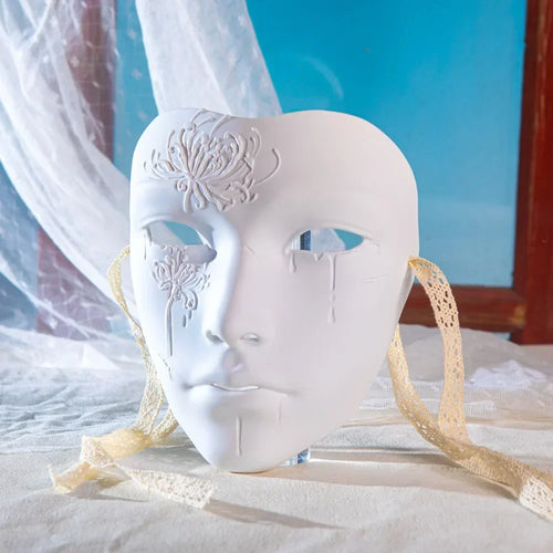 Masque Cyberpunk homme en or brillant avec des lacets pour le cosplay et les événements thématiques.