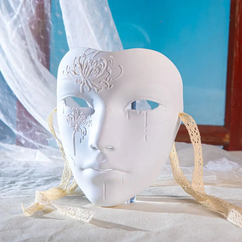 Masque Cyberpunk homme en or brillant avec des lacets pour le cosplay et les événements thématiques.