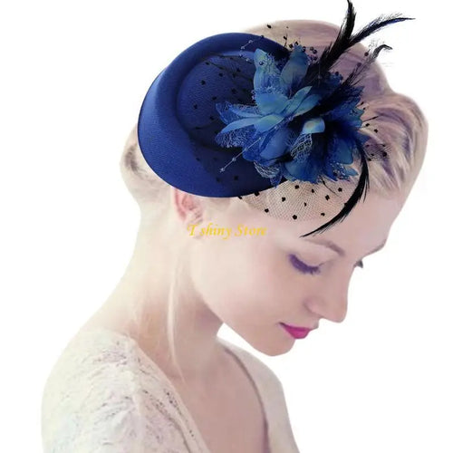 Fascinator Femme à Voile: Fascinator pour femme, chapeau de cocktail, chapeau de fête, coiffe de mariage ou d'église avec voile, fleur et plume SUN N.