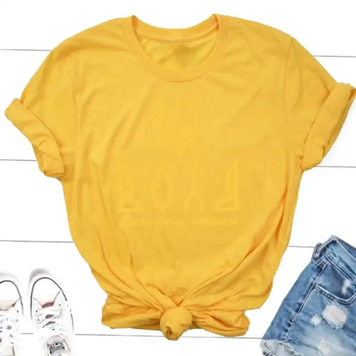T-shirt unisexe  Glory to Ukraine  with trident design, symbolizing freedom and solidarity.