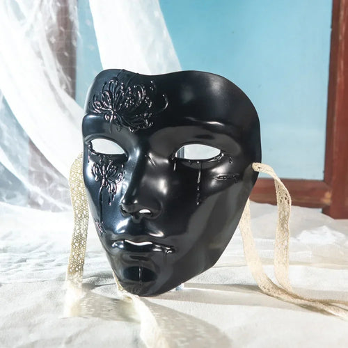 Masque Cyberpunk homme en or brillant avec des lacets pour le cosplay et les événements thématiques.