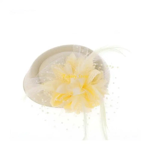 Fascinator Femme à Voile : Fascinator pour femme, chapeau de cocktail, chapeau de fête, coiffe de mariage ou d'église avec voile, fleur et plume SUN N.