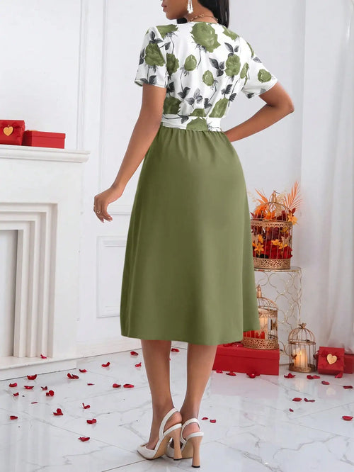 Robe Midi Florale Col en V – Taille Nouée, Patchwork Rose, Coupe Trapèze SUN N.
