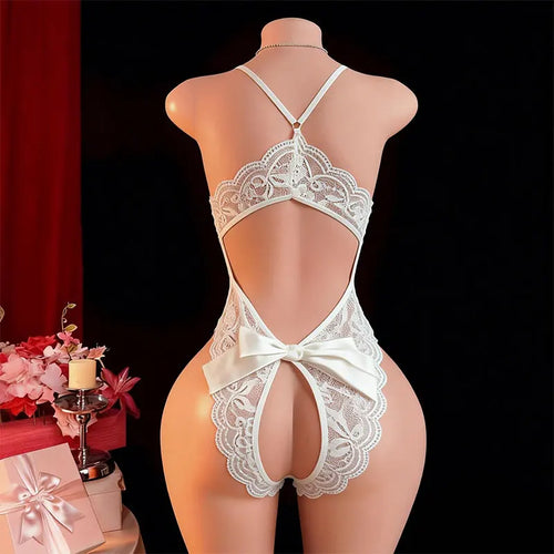 Body Dentelle Femme - Sexy white lace lingerie with a bow, designed for sensual elegance.