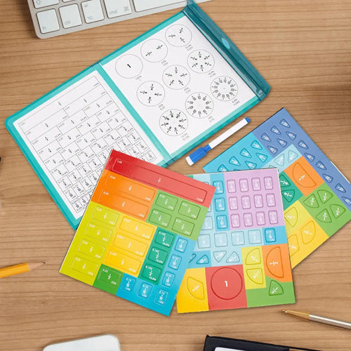 Carreaux & Cercles de Fractions Magnétiques - Visual learning for fractions using a magnetic demonstration book.