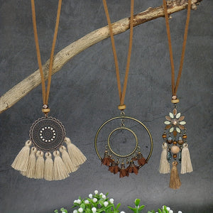 Ensemble de 3 colliers pendentifs de mode féminine de style ethnique avec pendentif à pompon floral, en alliage de zinc émaillé bronze avec incrustation de strass en verre, collier vintage SUN N.