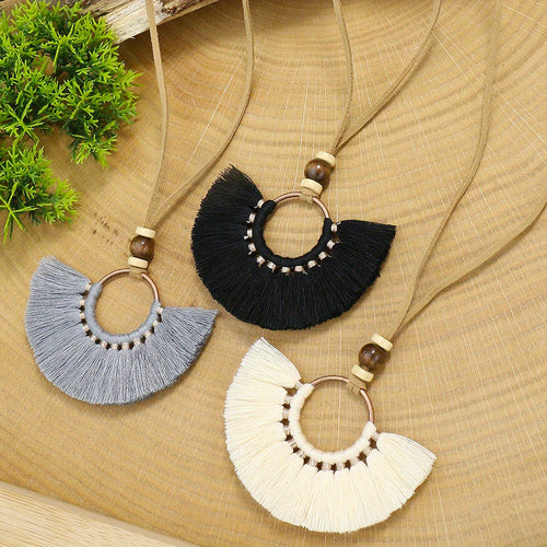 Ensemble de 3 colliers pendentifs de mode féminine de style ethnique avec pendentif à pompon floral, en alliage de zinc émaillé bronze avec incrustation de strass en verre, collier vintage SUN N.